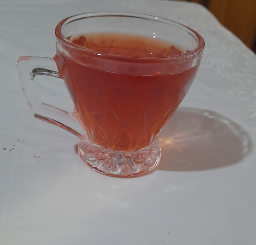 چای میوه ای خوش عطر و طعم